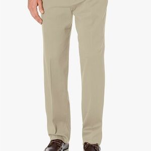 Dockers, easy khaki classic fit stretch for performance size 33 x 29 